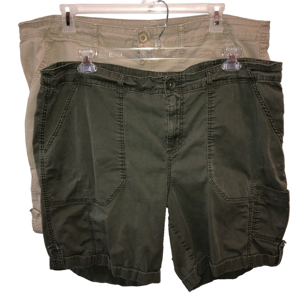2 Pairs Terra & Sky Shorts Women Size 22W Green Beige Cuffed Pockets Chino Cargo